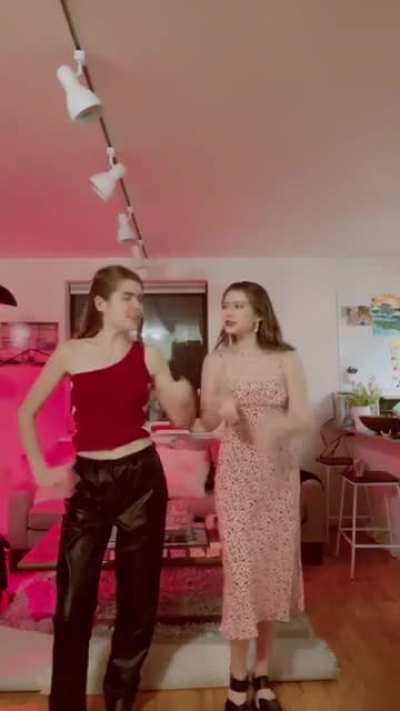 Two G. TikTok's