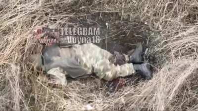A wounded Russian soldier blows himself up with a grenade in the Eastern direction, feb 2024.