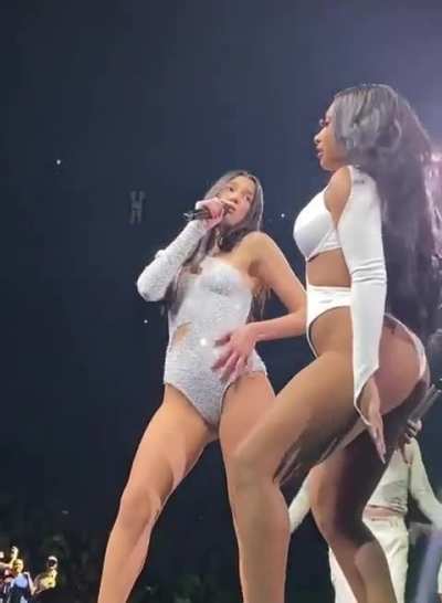 Performing &lsquo;Sweetest Pie&rsquo; with Megan Thee Stallion in Denver | March 2022