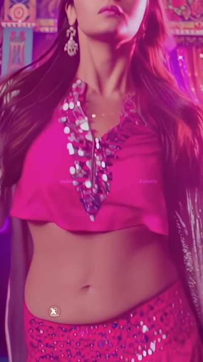 Alia Bhatt Navel