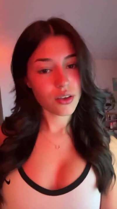 Pretty Ava