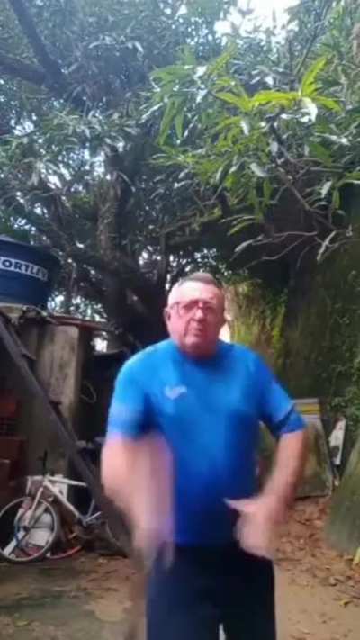 Excellent Nunchuck skills even at this age
