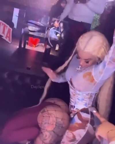 Her and fav_foreign
