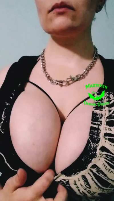 bouncy my tits makes me horny. solve this issue