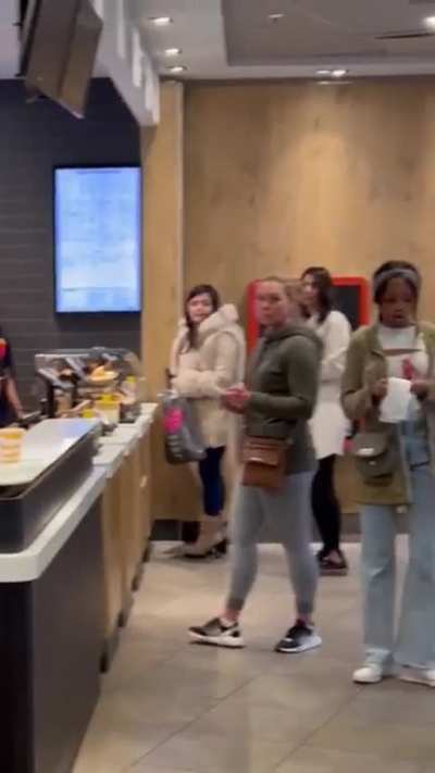 Tenor in McDonald's 
