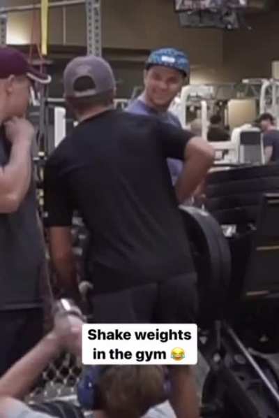 Proper use of a shake weight