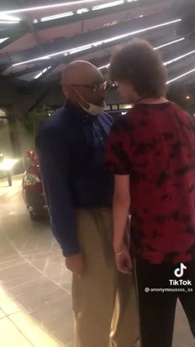 Hotel manager teaches kids a lesson after disrespecting employees