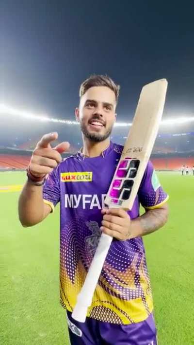 Nithish Rana is the one who gave Lord Rinku the bat with which he smashed those sixes. Now say it with me: RANA FOR A REASON. Translation of the video in the body text.