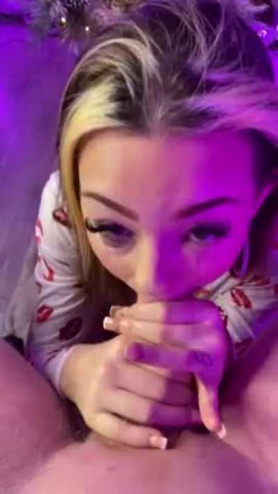 I&rsquo;m such a little cock sucker😜😇