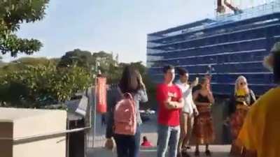 Vamos destruir a minoria barulhenta e salvar o ocidente