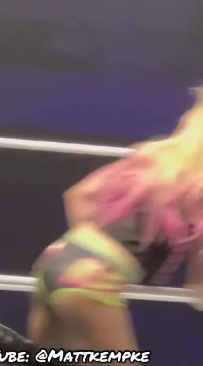 Alexa Bliss in her old NXT Gear at a House Show in Portland yesterday