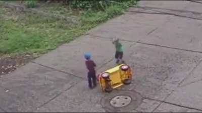 Reckless driver speeds through neighbourhood and causes head on collision