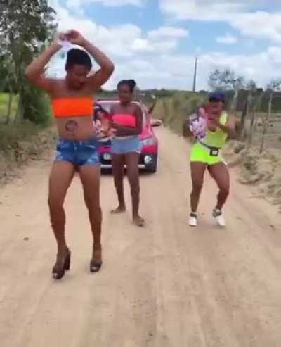 Ana, bafo de rola!