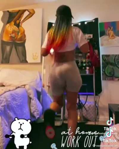 🦄