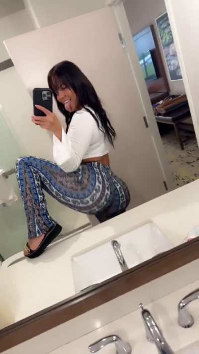 Shake that booty