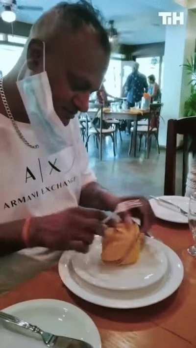 What kind of pastry is thi- oh...