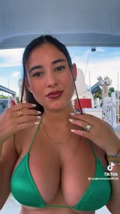 Mommy milkers