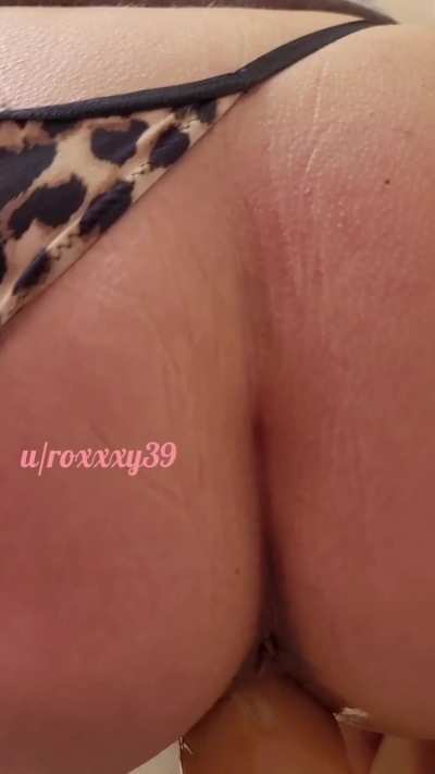 I wake up so horny in the morning... (f43) 