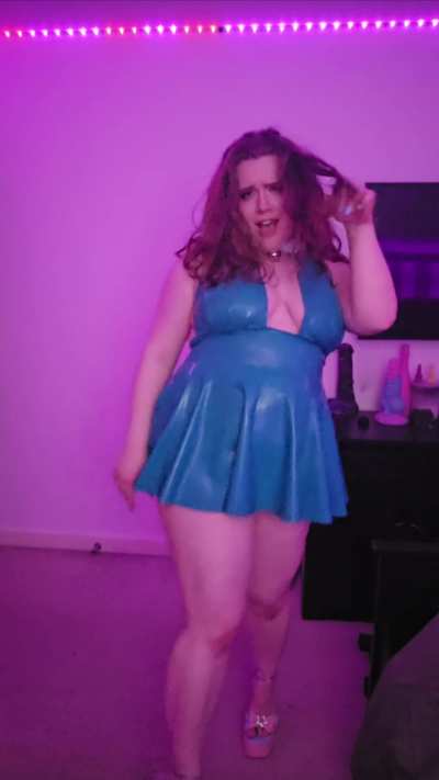 Come dance with me! 
