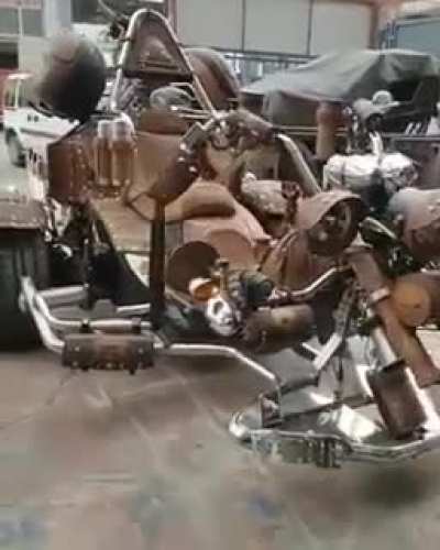 Вот такой агрегат катается по дорогам Анкары!
