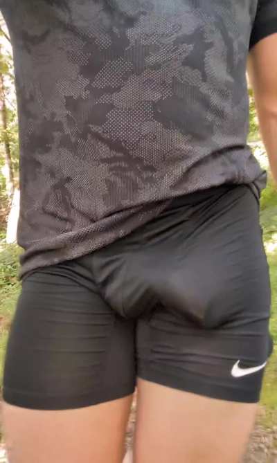 You want to go for a walk with your bro an he pulls up to the trail like that, what would you do?