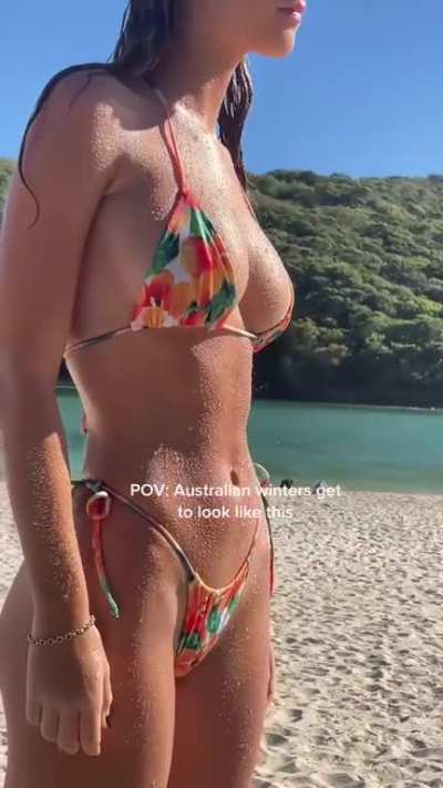 Emily. Bikini. Wet (" ,)