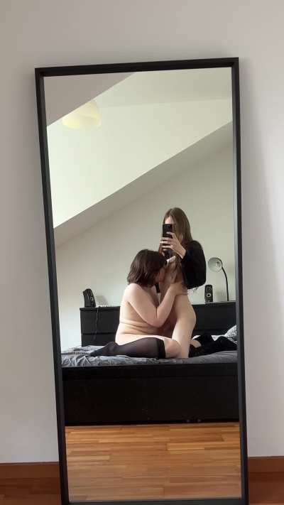 do you think it&rsquo;s cute when trans girls make out?🥰