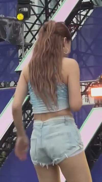 TWICE - Nayeon