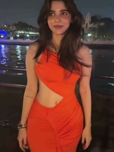 Divya Bharathi. Such a Beauty
