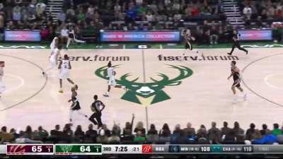 [Highlight] Brook Lopez blocks Garland for his 5th block of the night and Giannis sinks the 3PT on transition