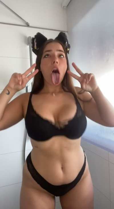 Blow your load all over my face please