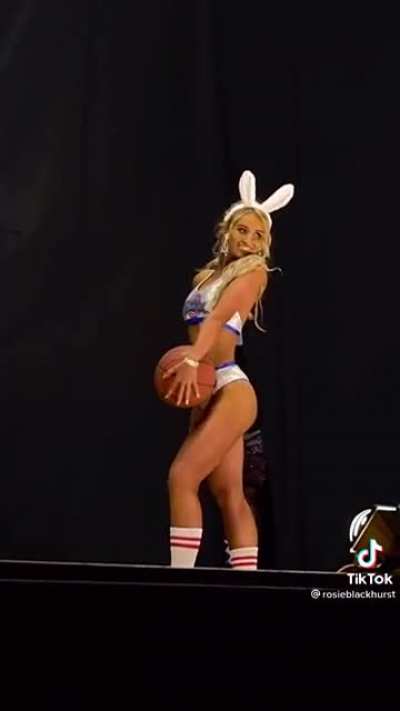 Lola bunny