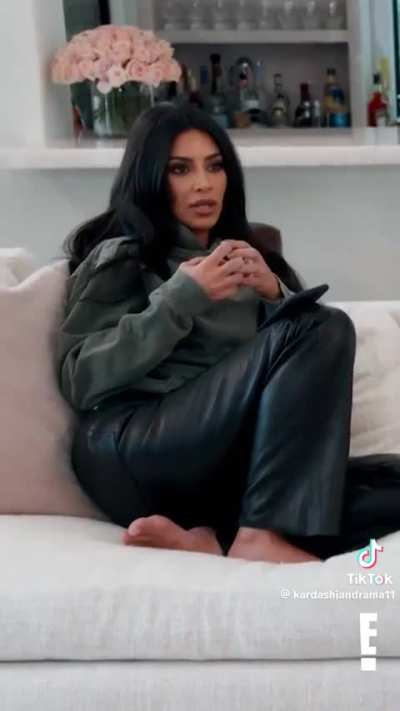 Do you think Kourtney is rude most of the time with her &ldquo;jokes&rdquo; or is khloe being sensitive?