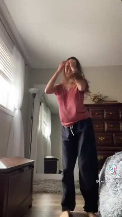 Sexy in baggy clothes @cecilia___rose