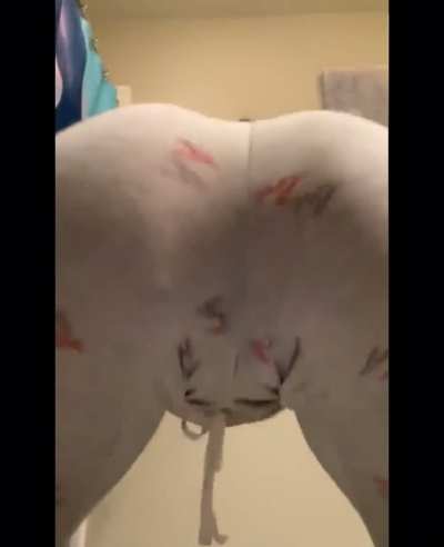 Told my sis she couldn&rsquo;t make a guy cum fully clothed.. now I&rsquo;m busting all over the bathroom floor begging her to stop bouncing her ass in my face