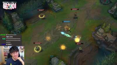 KR Ezreal takes League into a whole new genre.