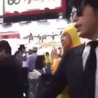 Blursed_cosplay