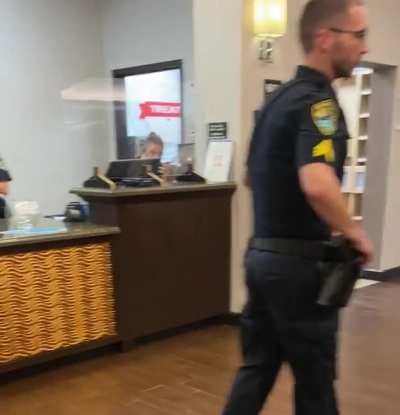 Entire Hilton Suites staff walked out, Boynton Beach. No one has been able check in for over 4 hours. My and another guest&rsquo;s keycard are not working so we can&rsquo;t into our rooms. 6 squad cars have shown up to help? 🤣😂
