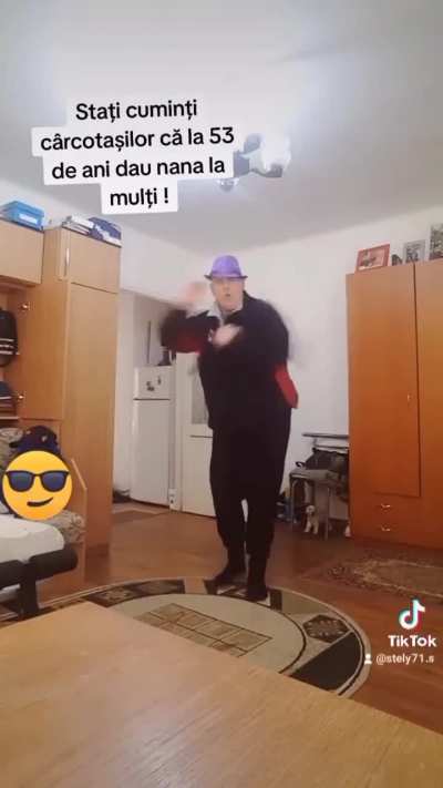 Când te uiți prea multe la filme cu Bruce Lee 