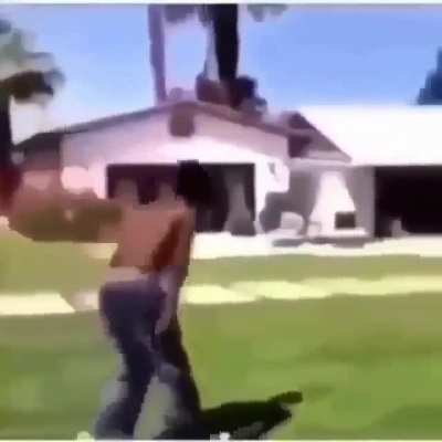 '-'