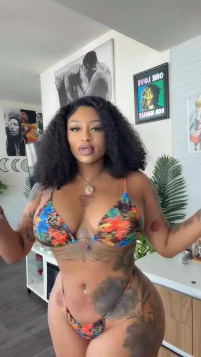 She got more lipo 😍