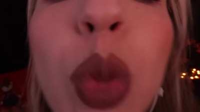 Hyperactive Frivvi is so f*cking hot 👅👅👅