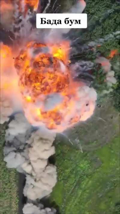 Catastrophic explosion of a Russian tank after AFU hit. Bakhmut direction.