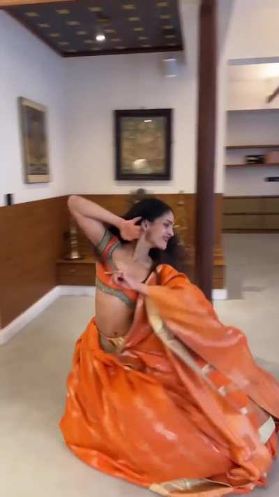Rukmini - hot dance
