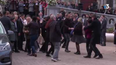 Widower dances &lsquo;with&rsquo; his wife one last time