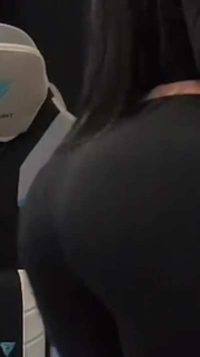 Este culo rico puta zorra loaiza 🤤