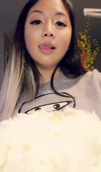 Wait for her tits at the end 🤤😍