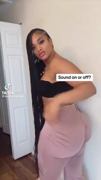 👀