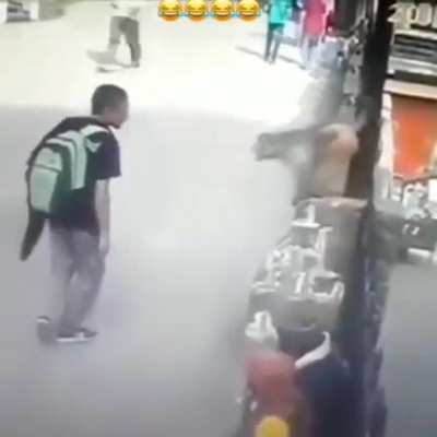 Monkey drop kick