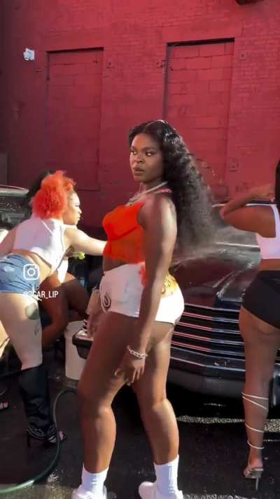 Twerking🍑